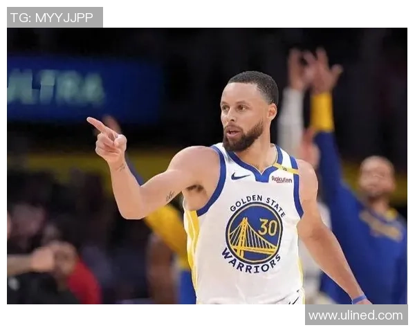 开拓者赛季三杀勇士完毕三连败 库里12记三分空砍48分